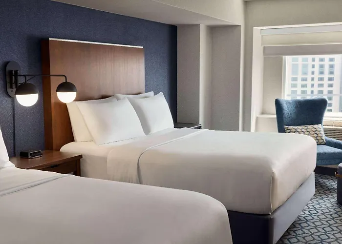 Wyndham Grand Fallsview Hotel